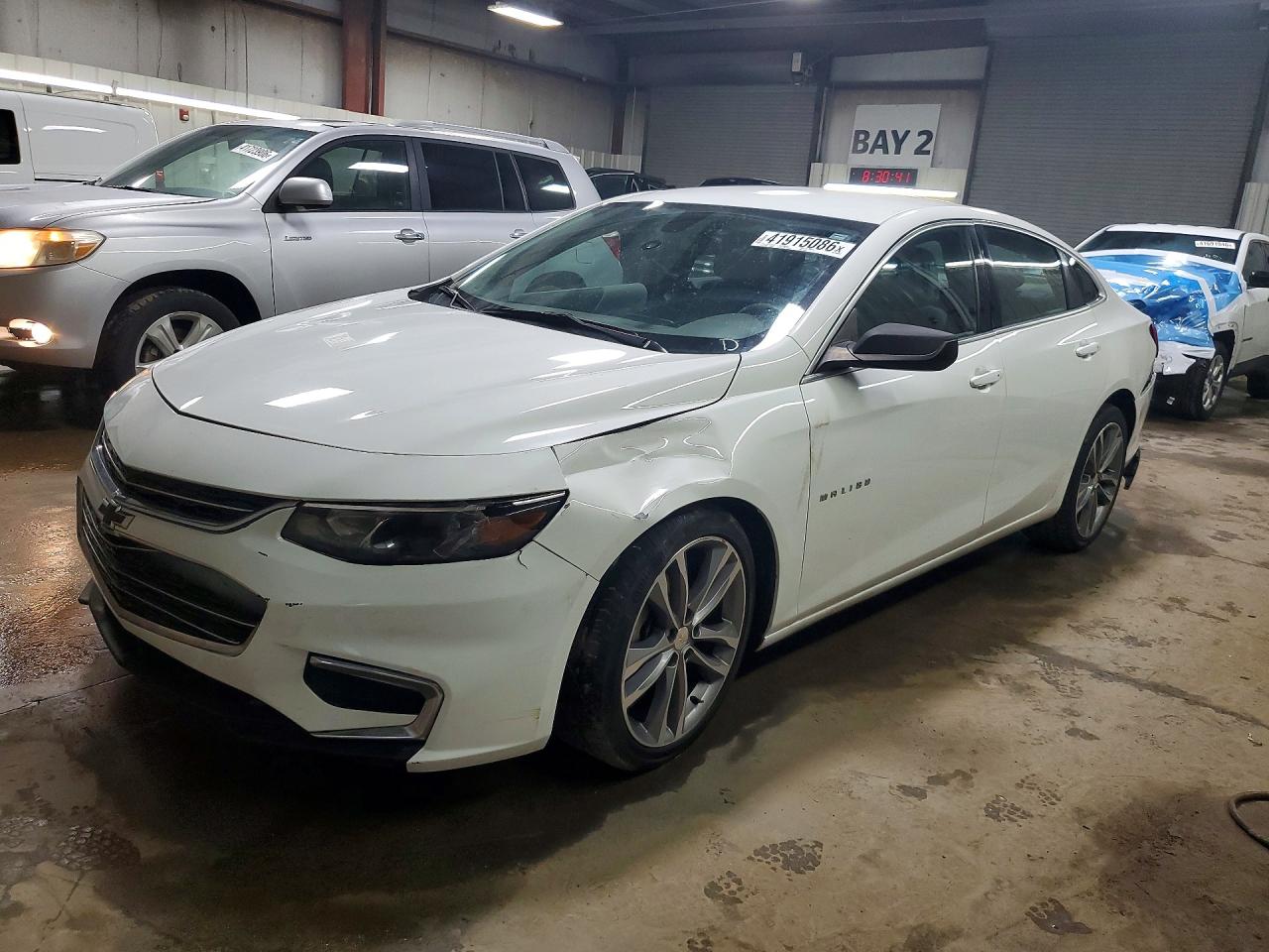 Salvage Chevrolet Malibu Image