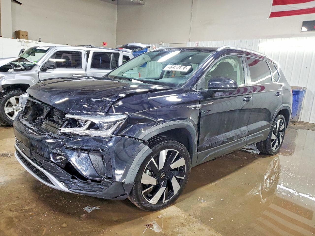 Salvage Volkswagen Taos Image