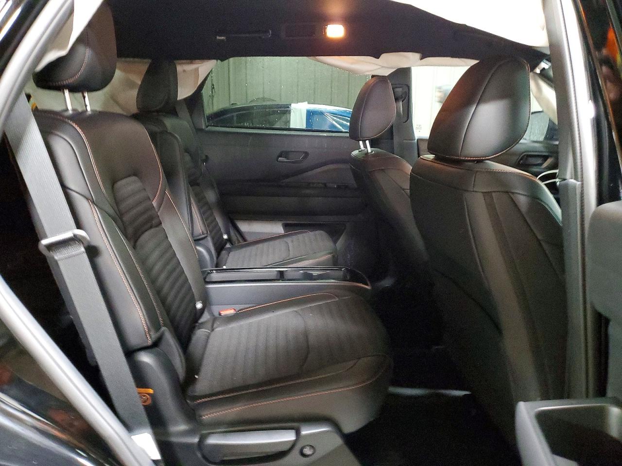 Nissan Pathfinder Rock Creek