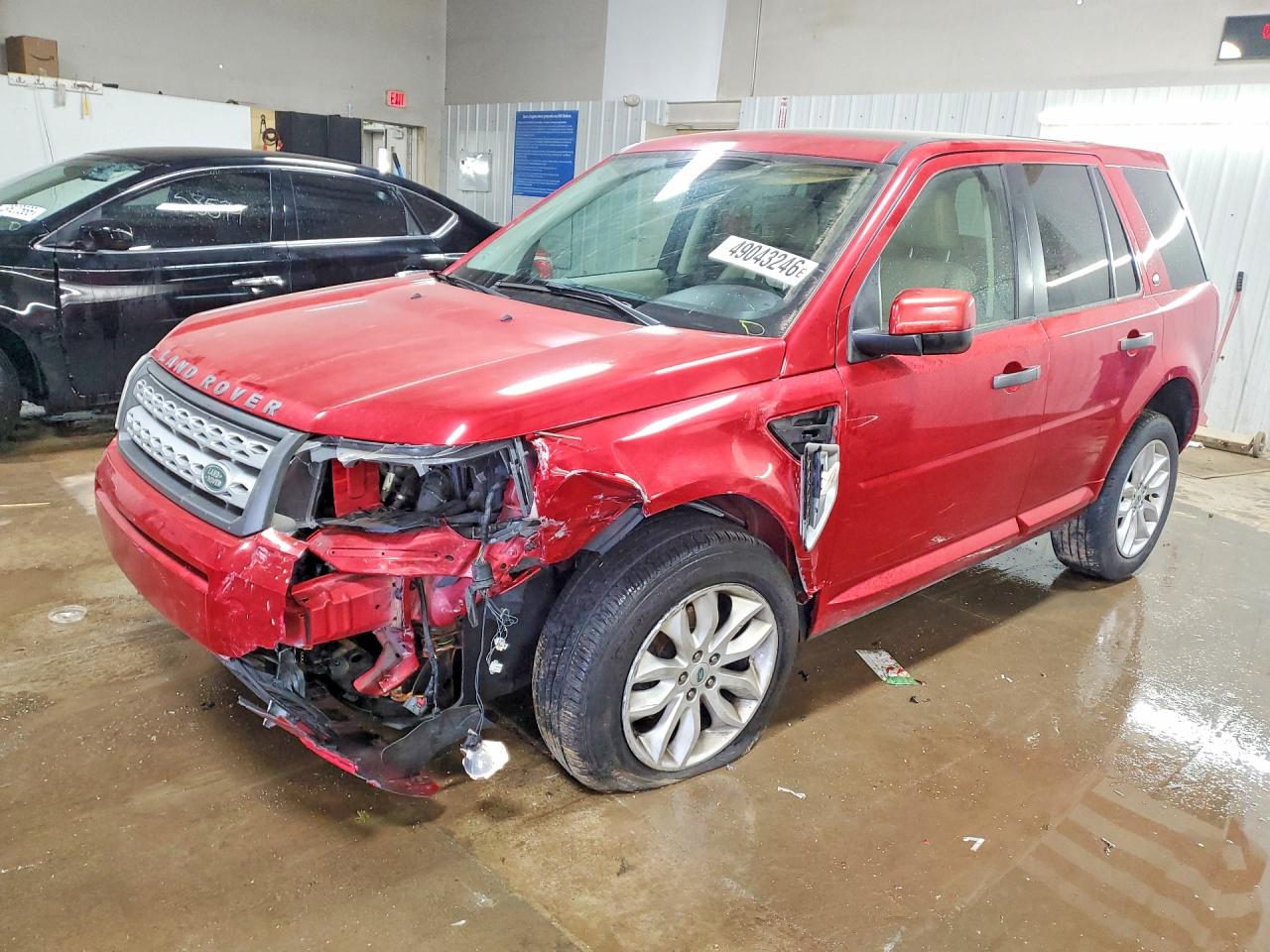 Salvage Land Rover LR2 Image