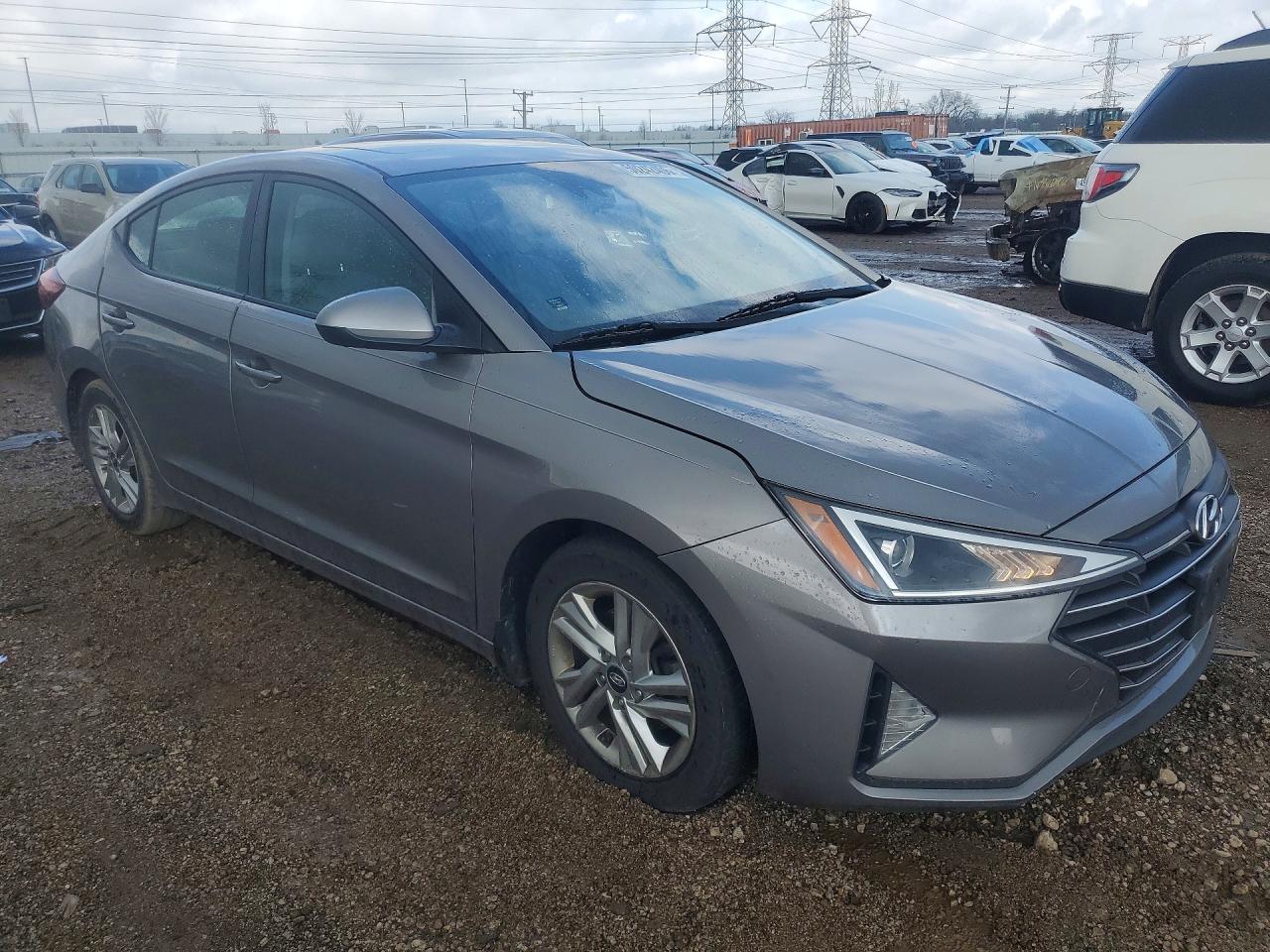 Hyundai ELANTRA Value Edition