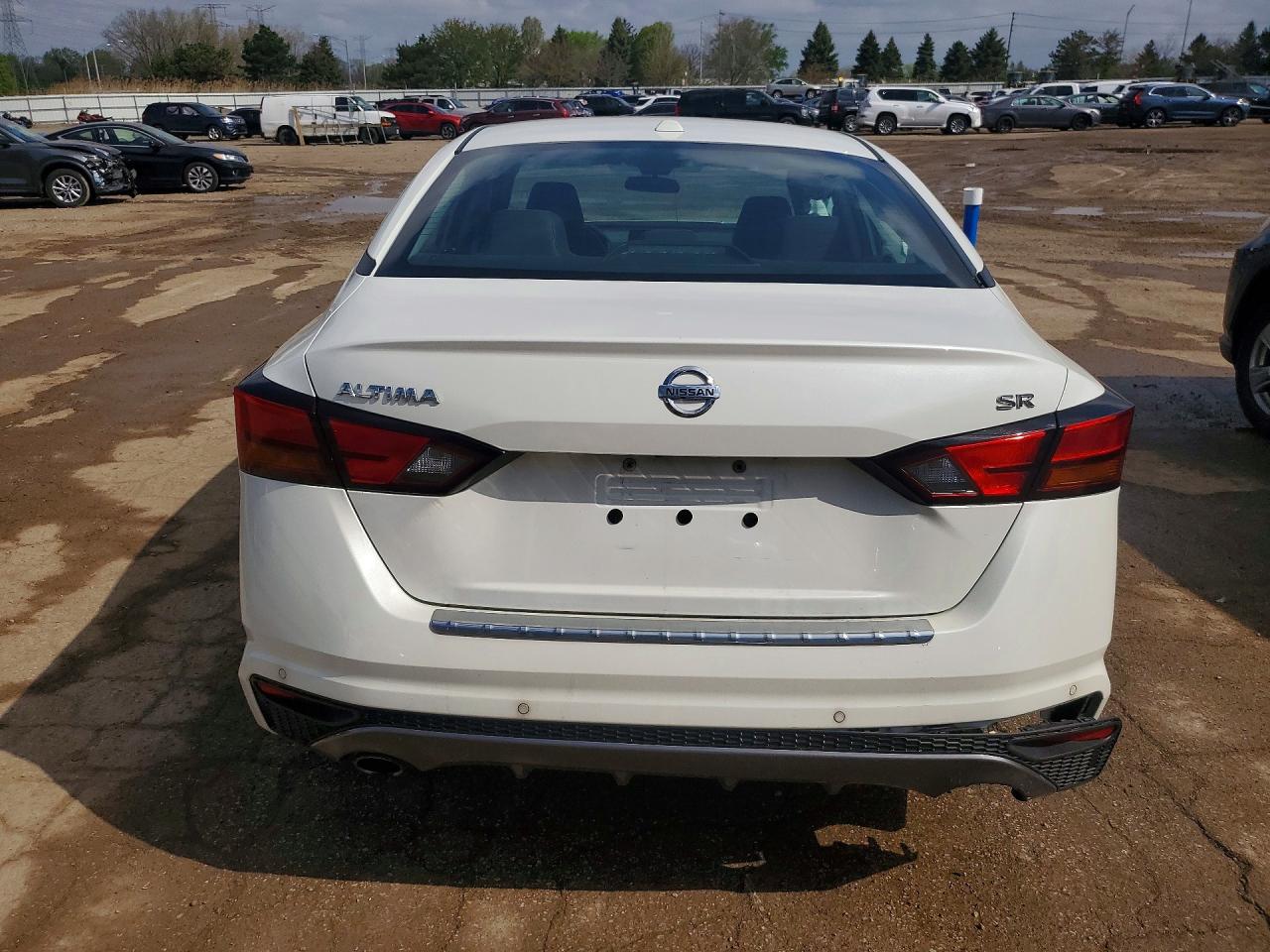 Nissan Altima Sr