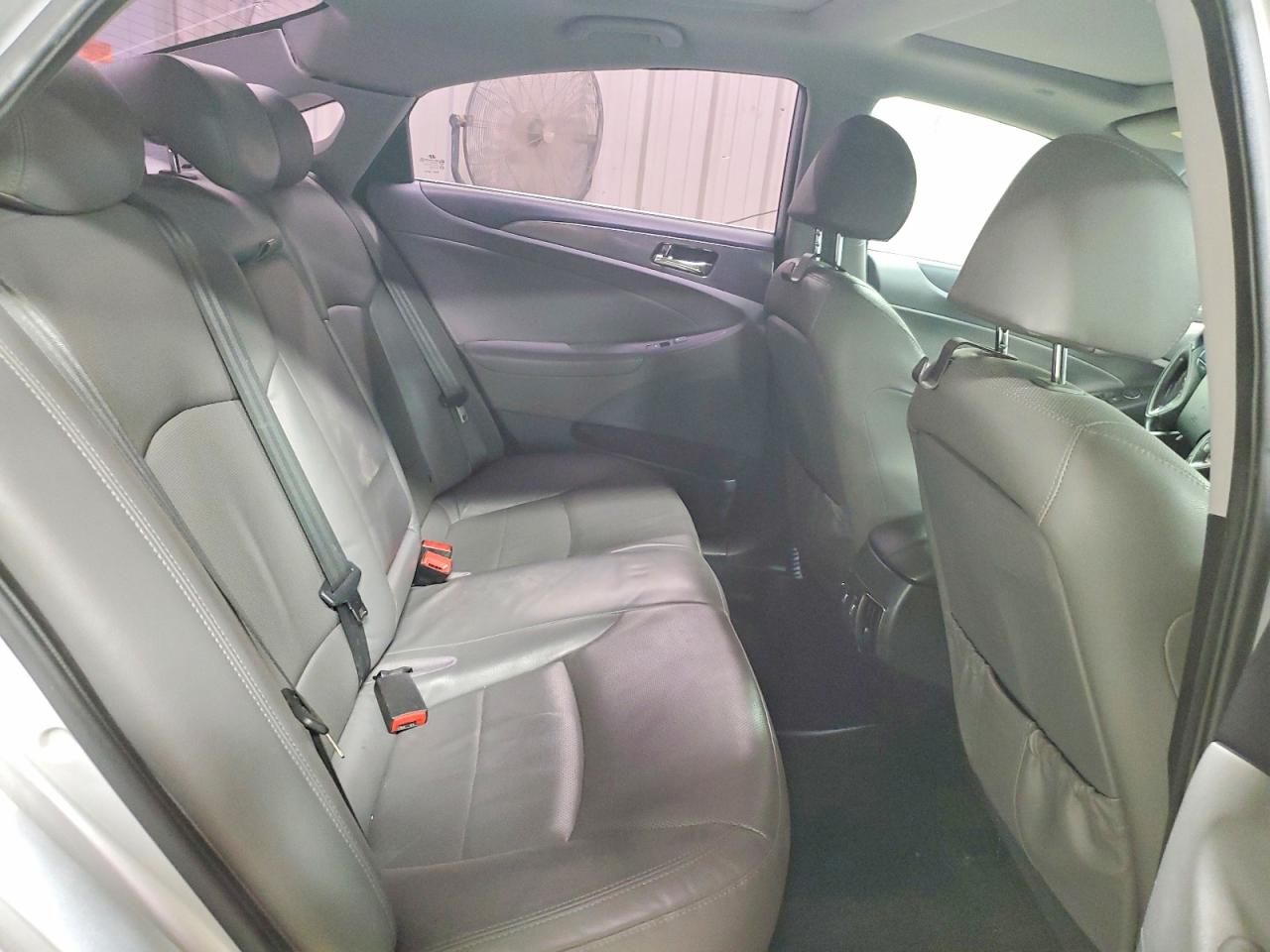Hyundai SONATA Hybrid