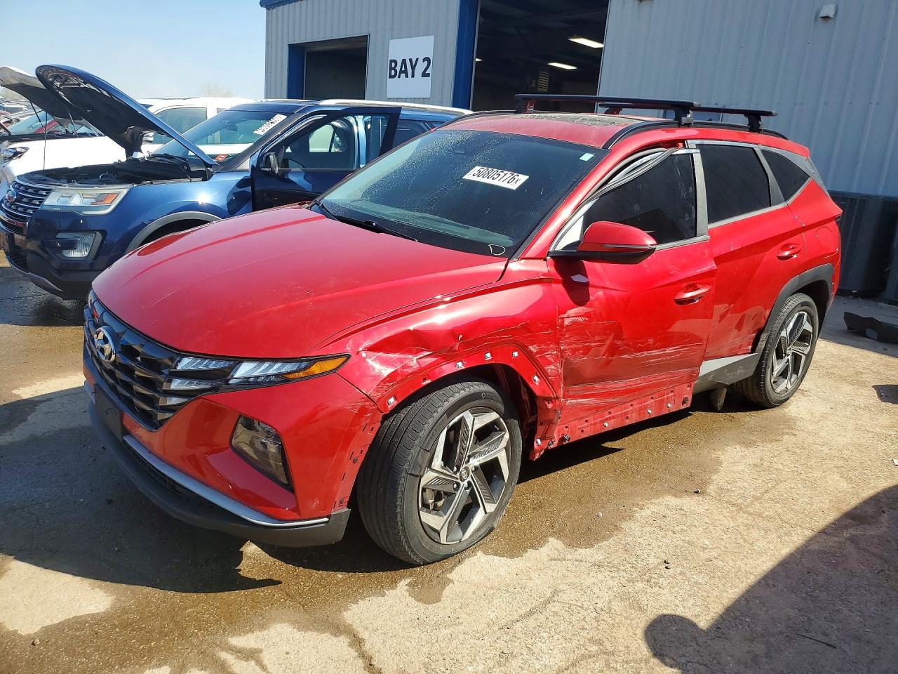 Salvage Hyundai TUCSON Image