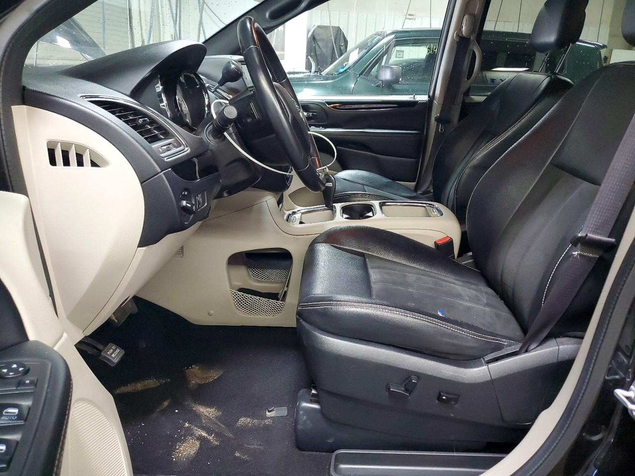 Dodge Caravan Sxt