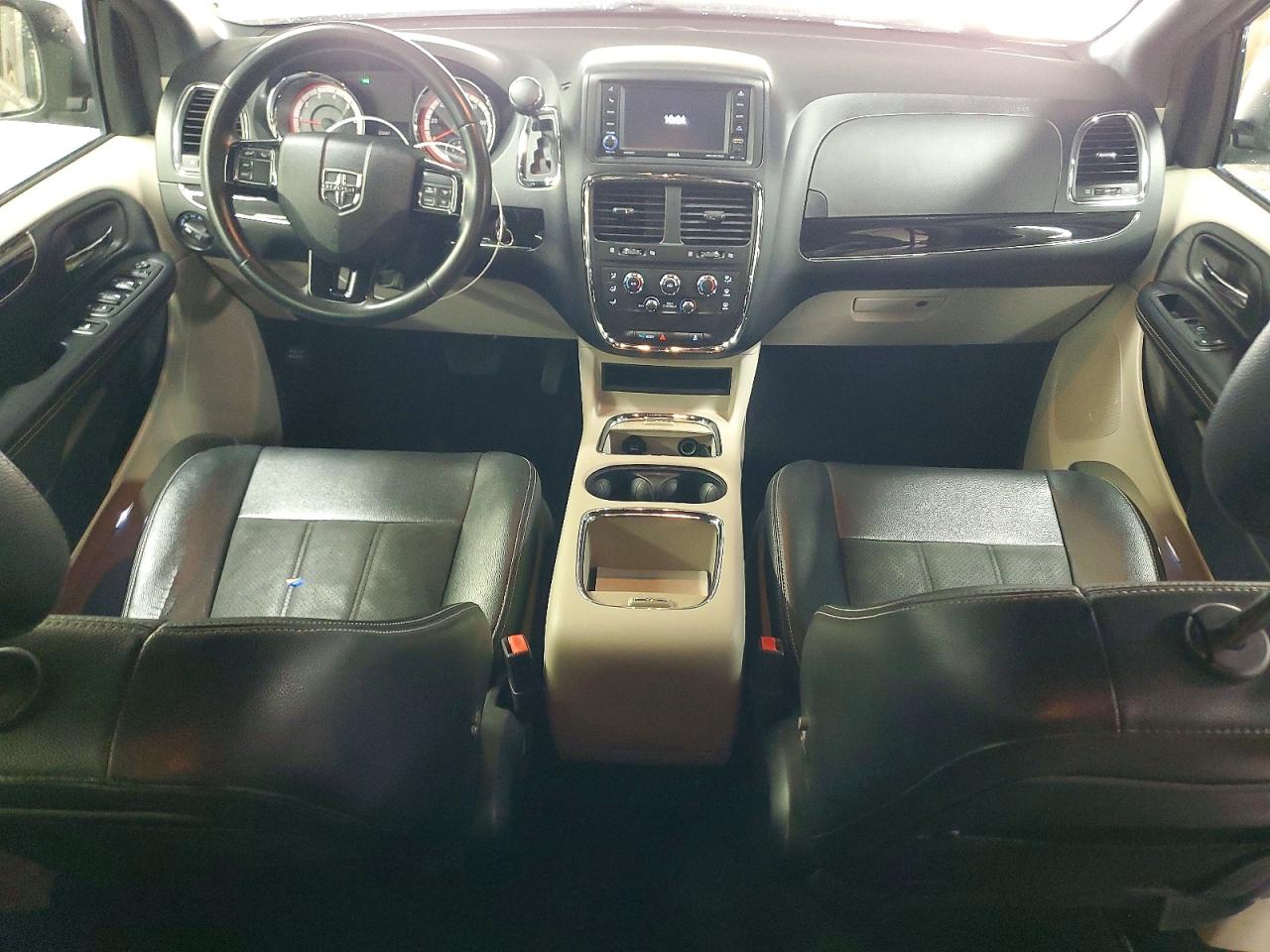 Dodge Caravan Sxt