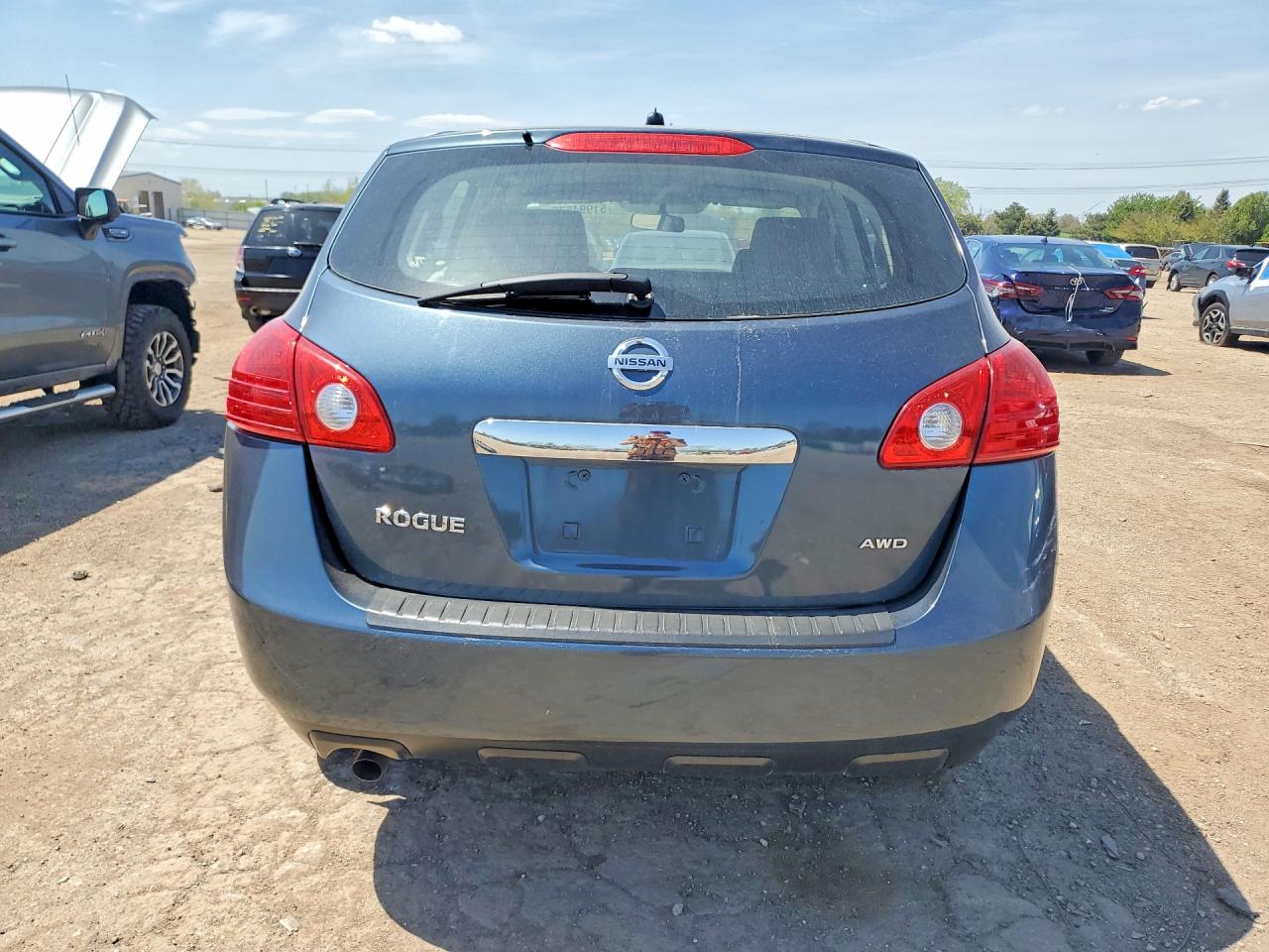 Nissan Rogue S