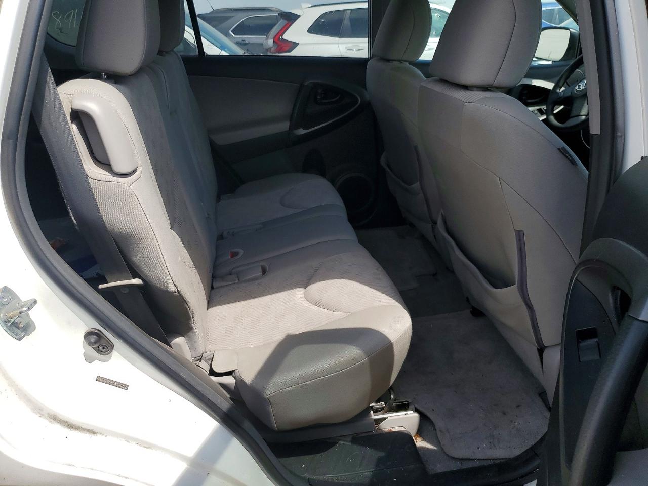 Toyota RAV4 Base
