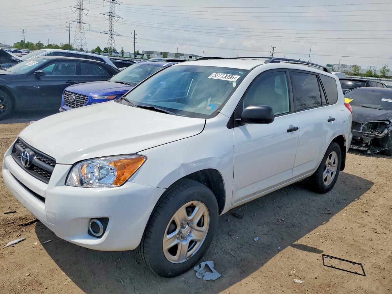 Salvage Toyota RAV4 Image