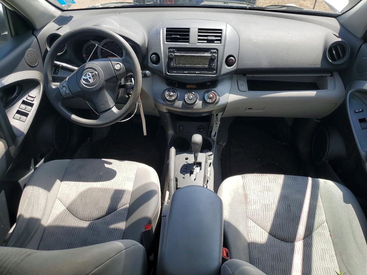 Toyota RAV4 Base