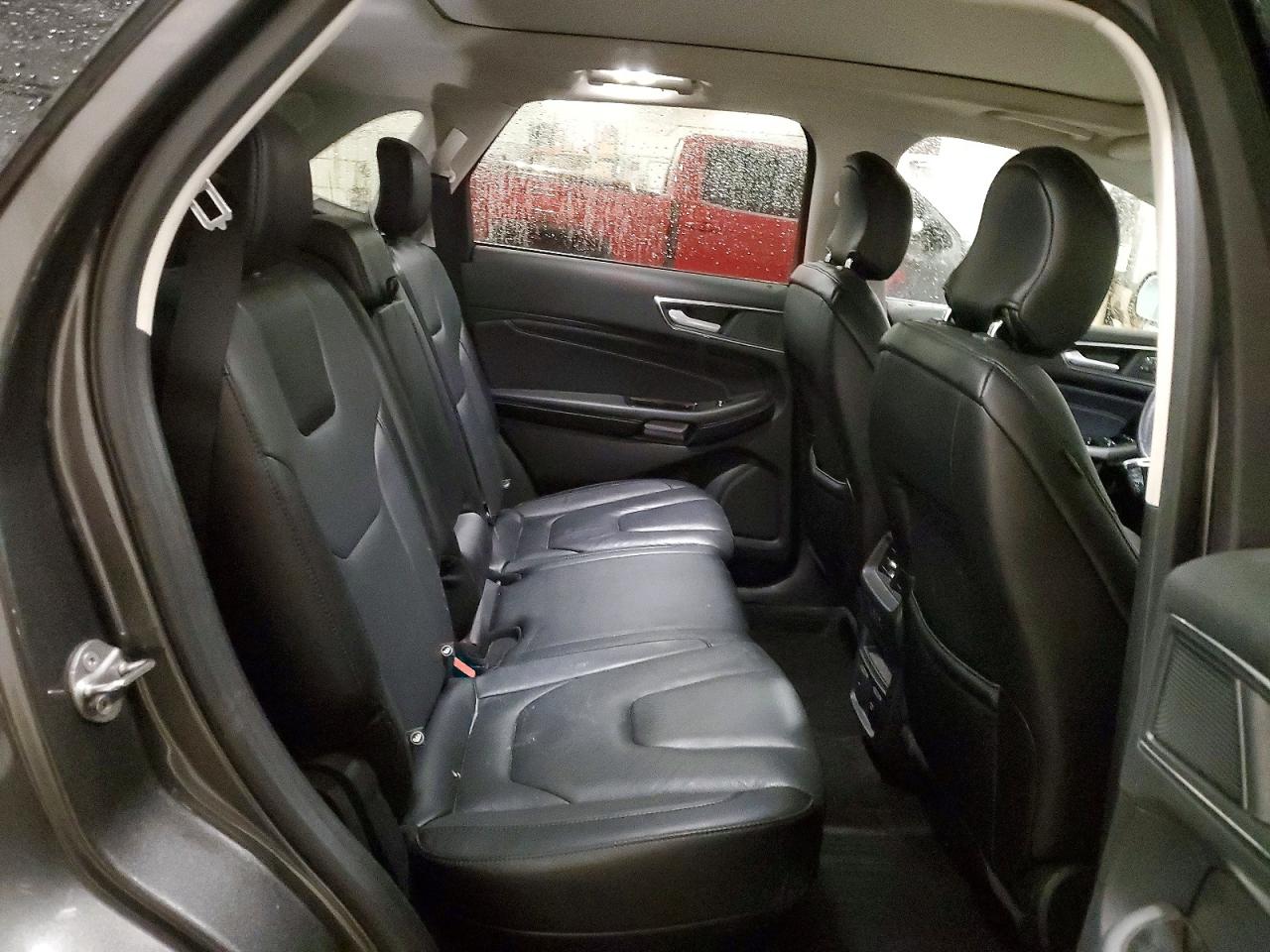 Ford Edge Titanium