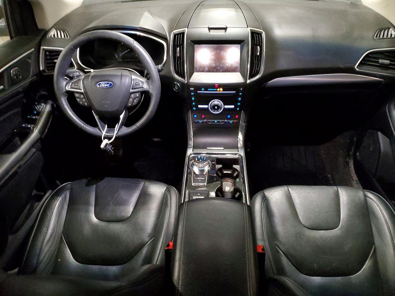 Ford Edge Titanium