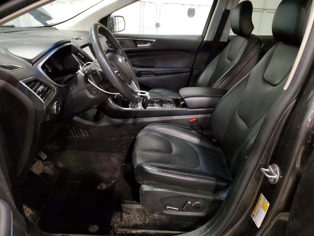 Ford Edge Titanium