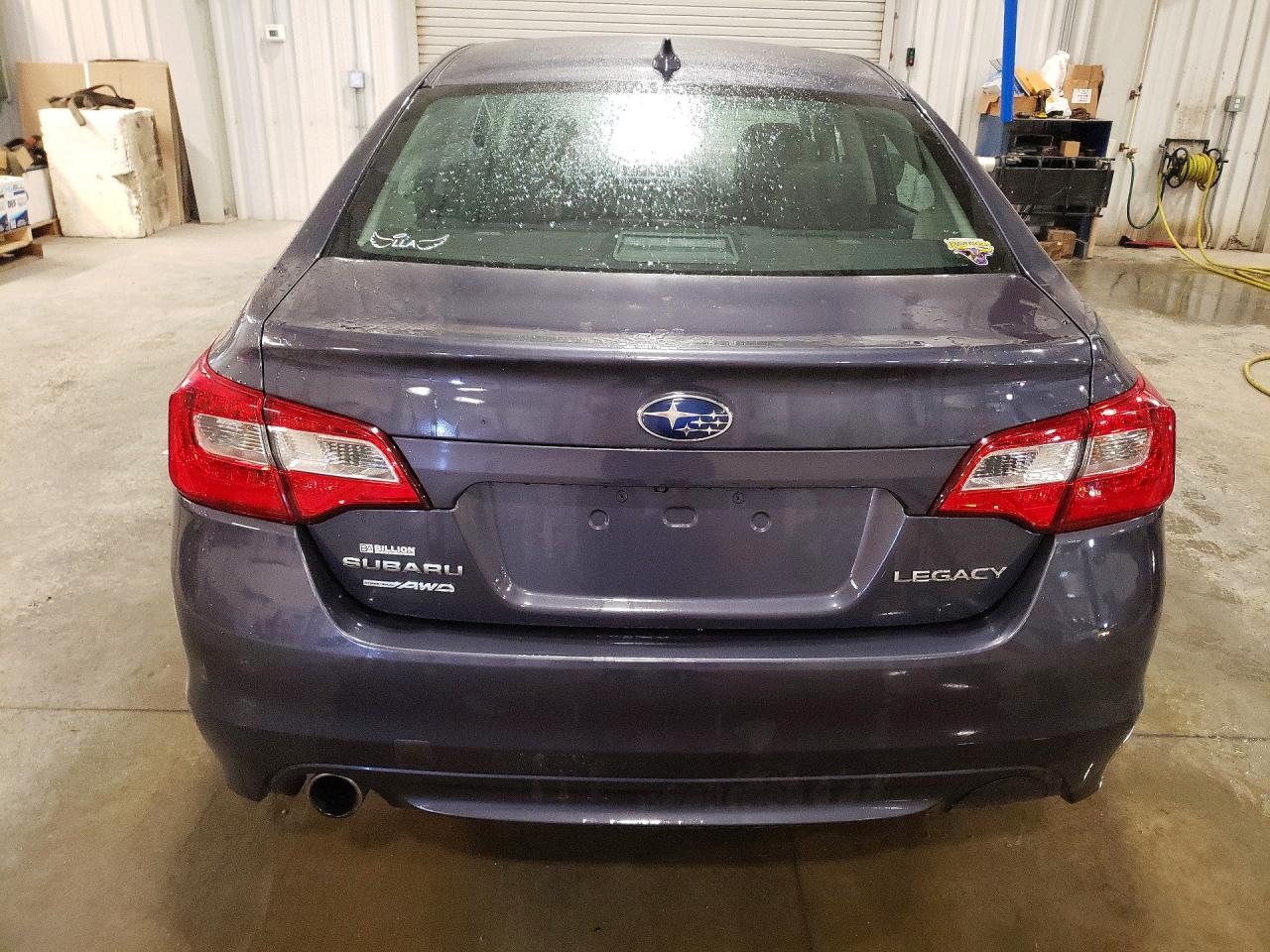 Subaru Legacy 2.5i Premium