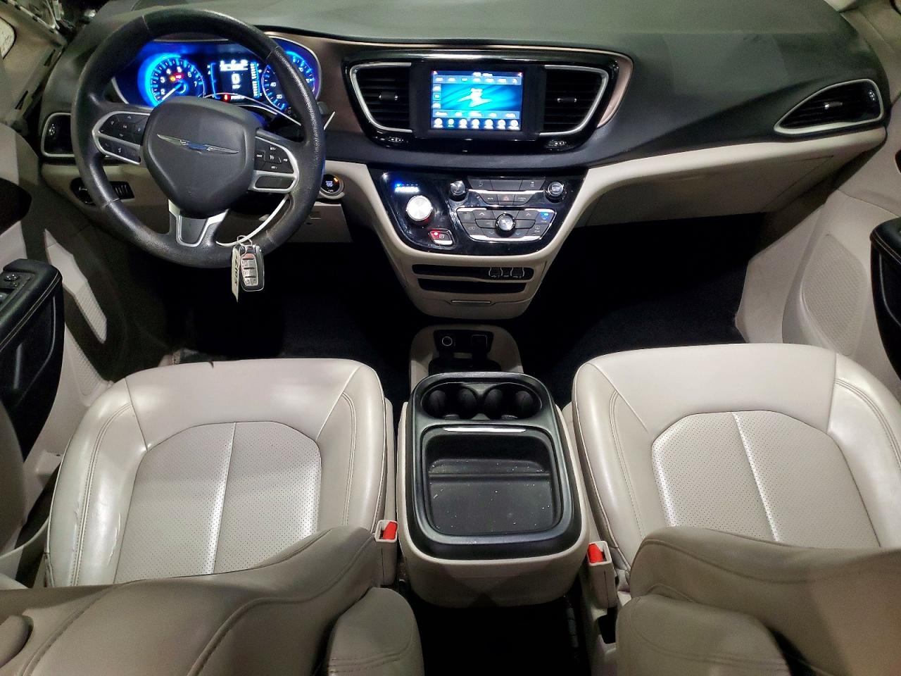 Chrysler Minivan Lxi