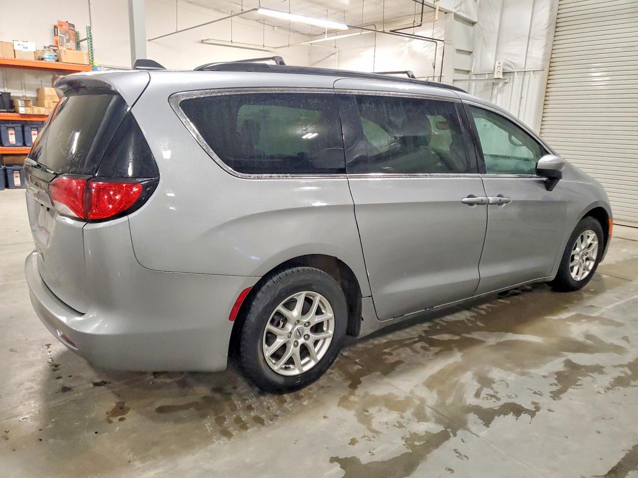 Chrysler Minivan Lxi