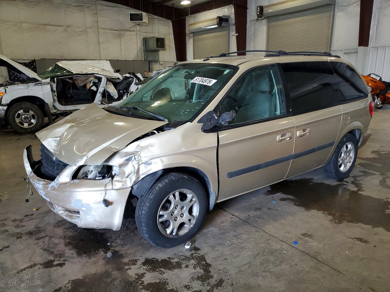 Salvage Chrysler Minivan Image