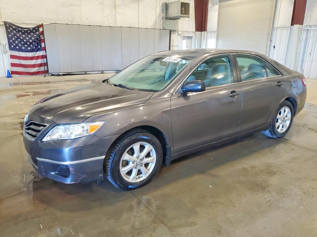 Salvage Toyota Camry Image