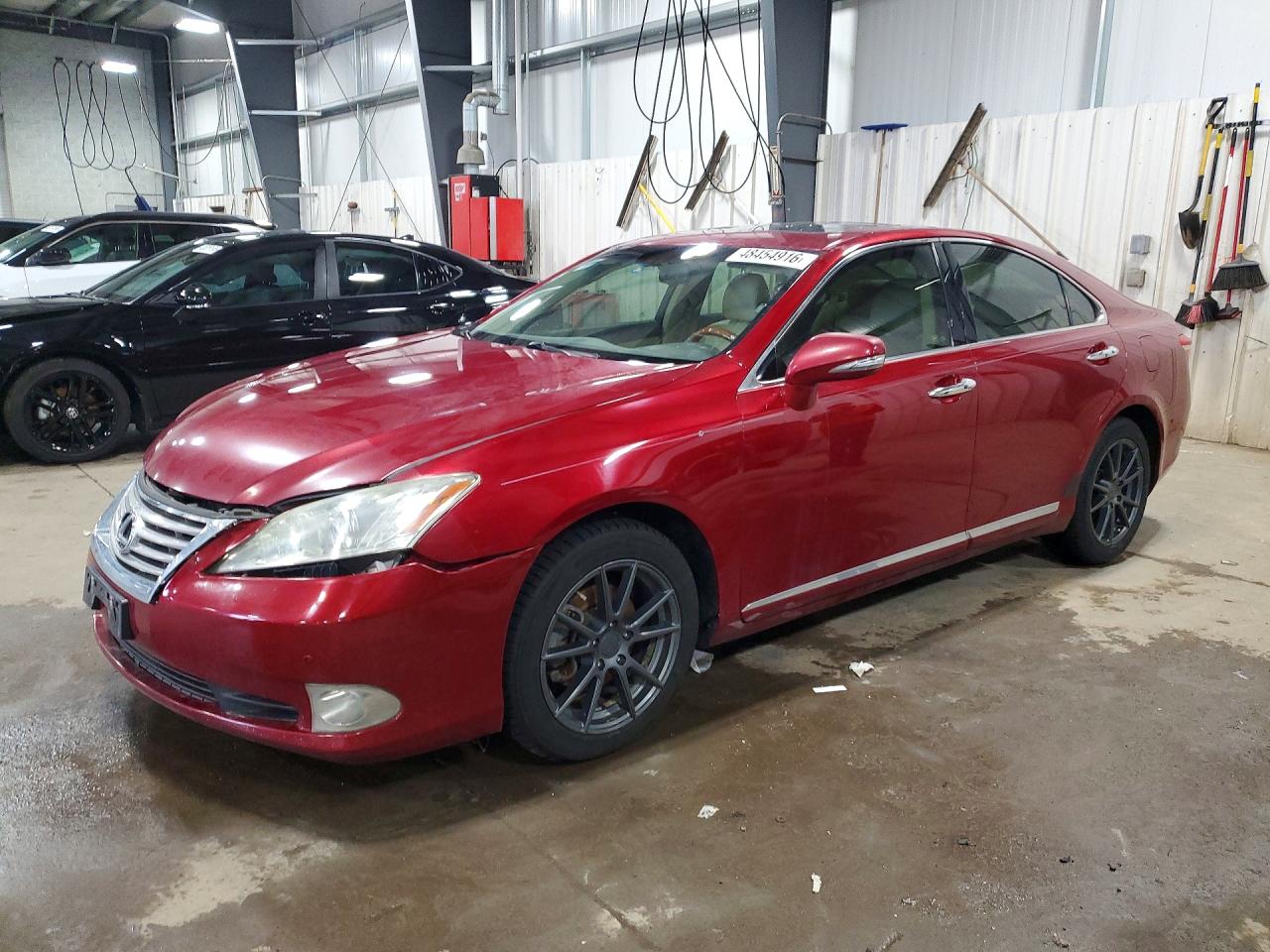 Salvage Lexus Es Image