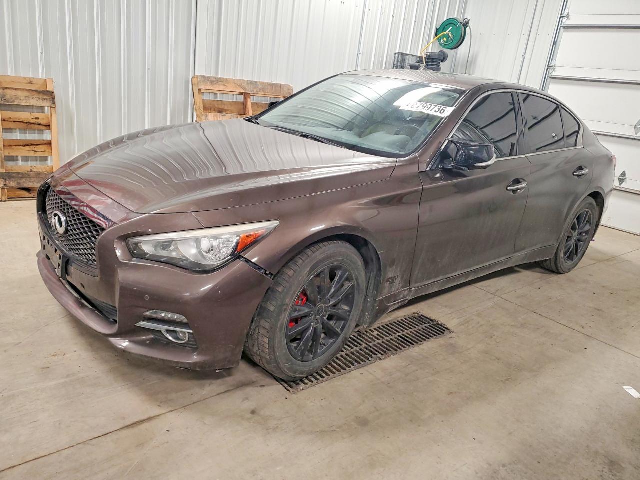 Salvage INFINITI Q50 Image