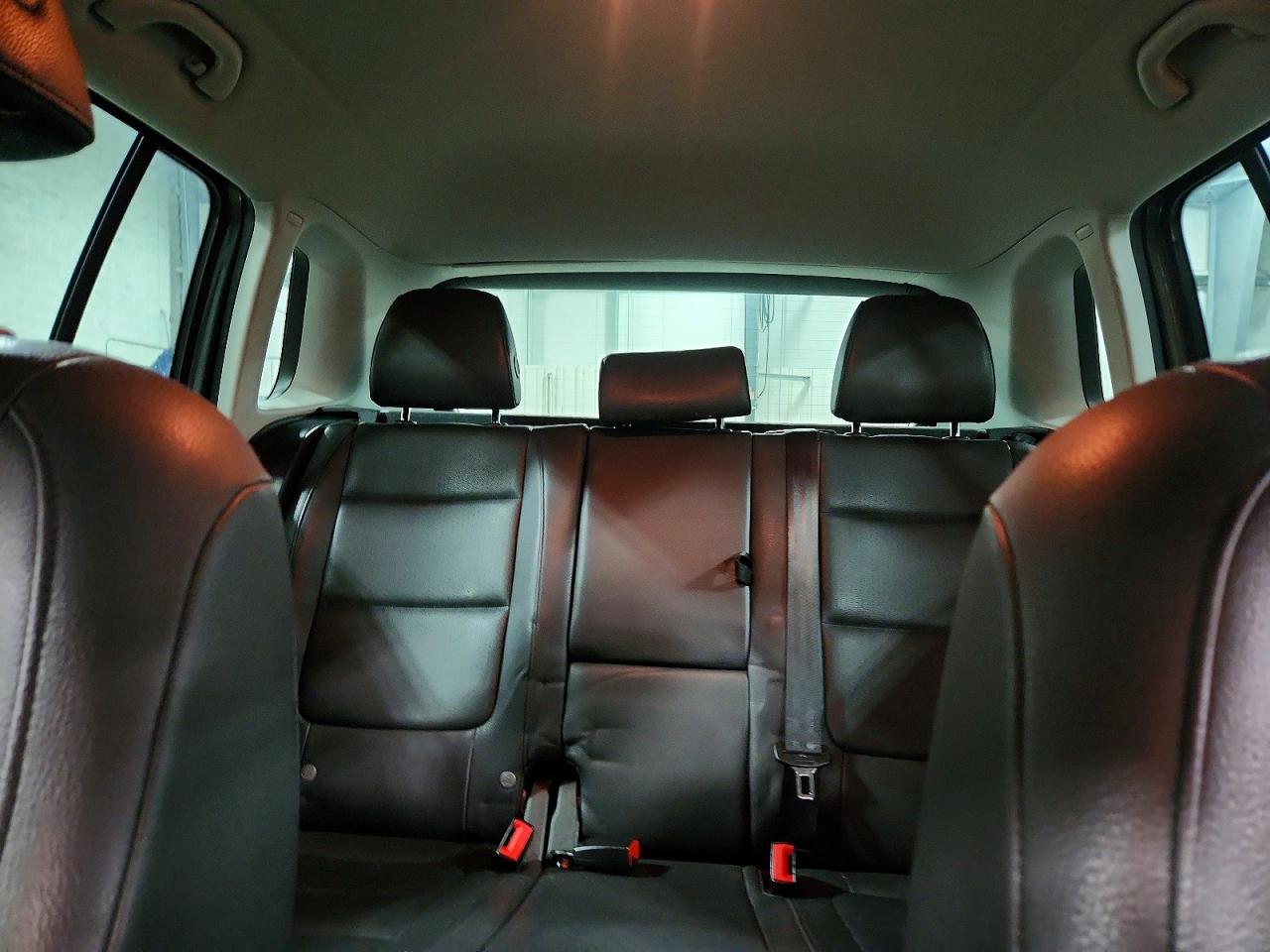 Volkswagen Tiguan S