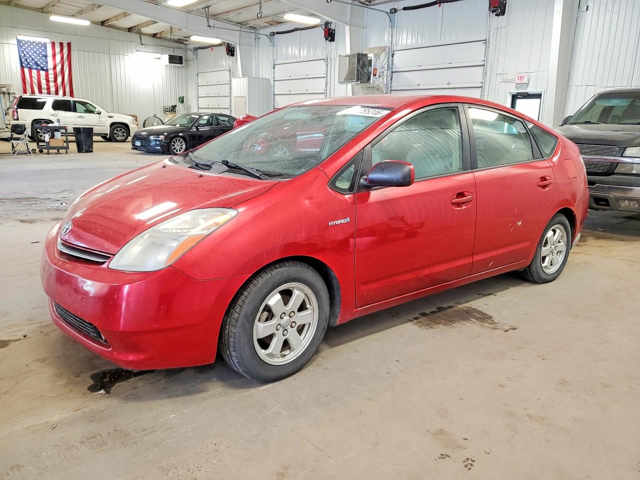 Salvage Toyota Prius Image