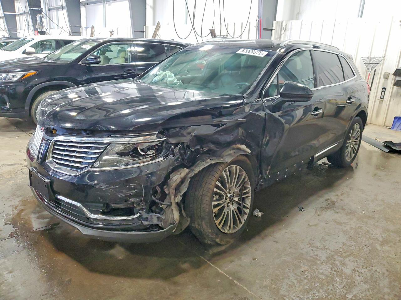 Salvage Lincoln MKX Image