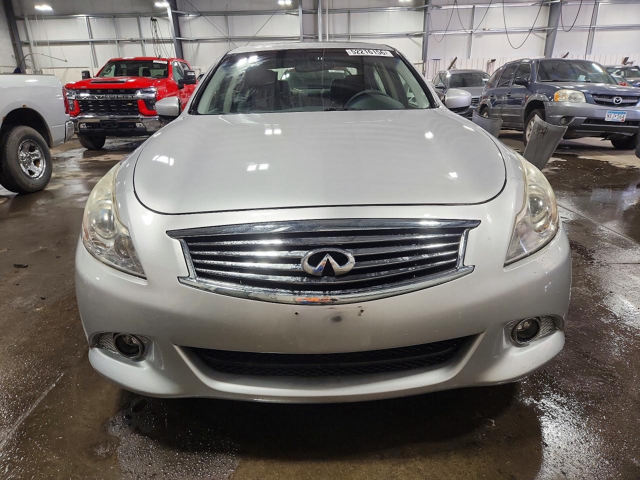 INFINITI G37 X