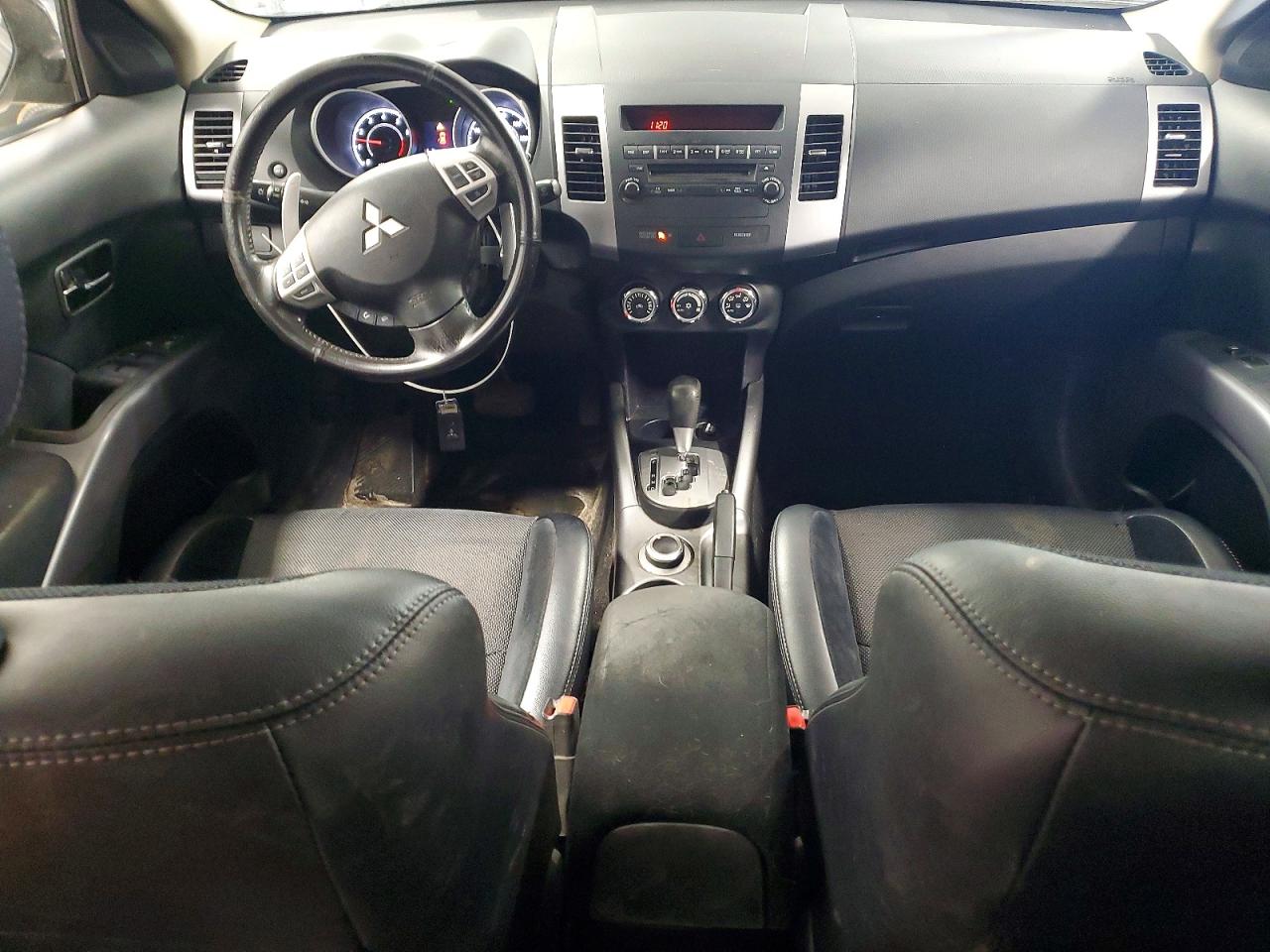 Mitsubishi Outlander Se
