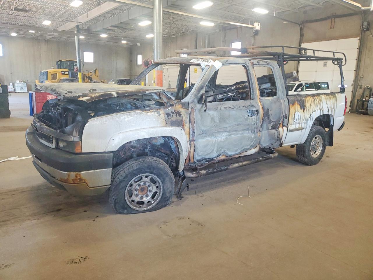 Salvage Chevrolet Silverado Image
