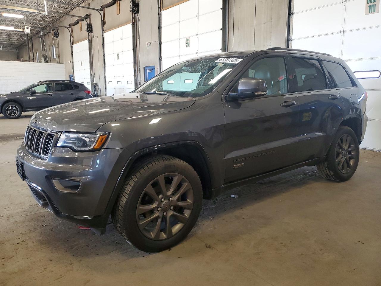 Salvage Jeep Cherokee Image