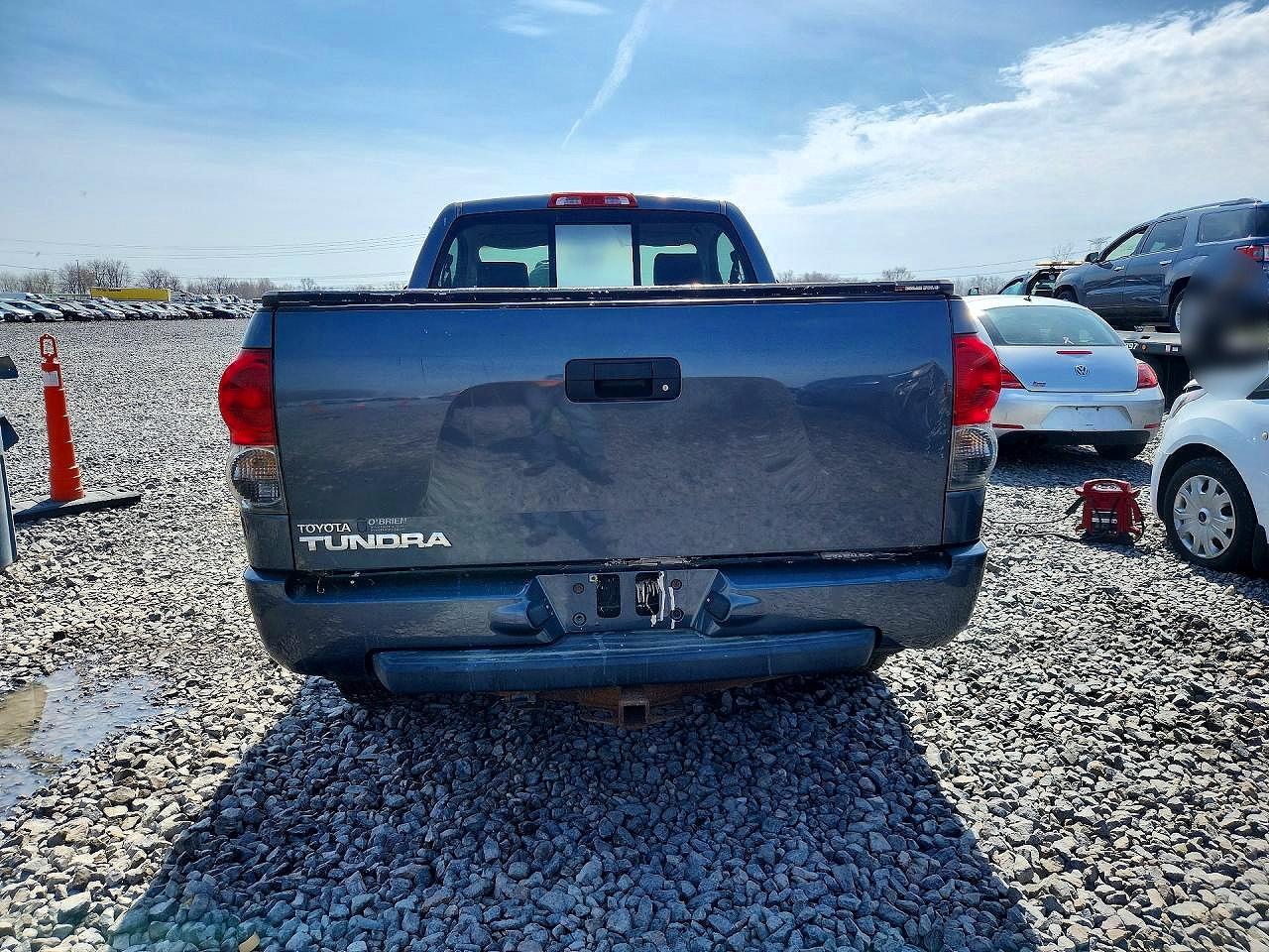 Toyota Tundra Base