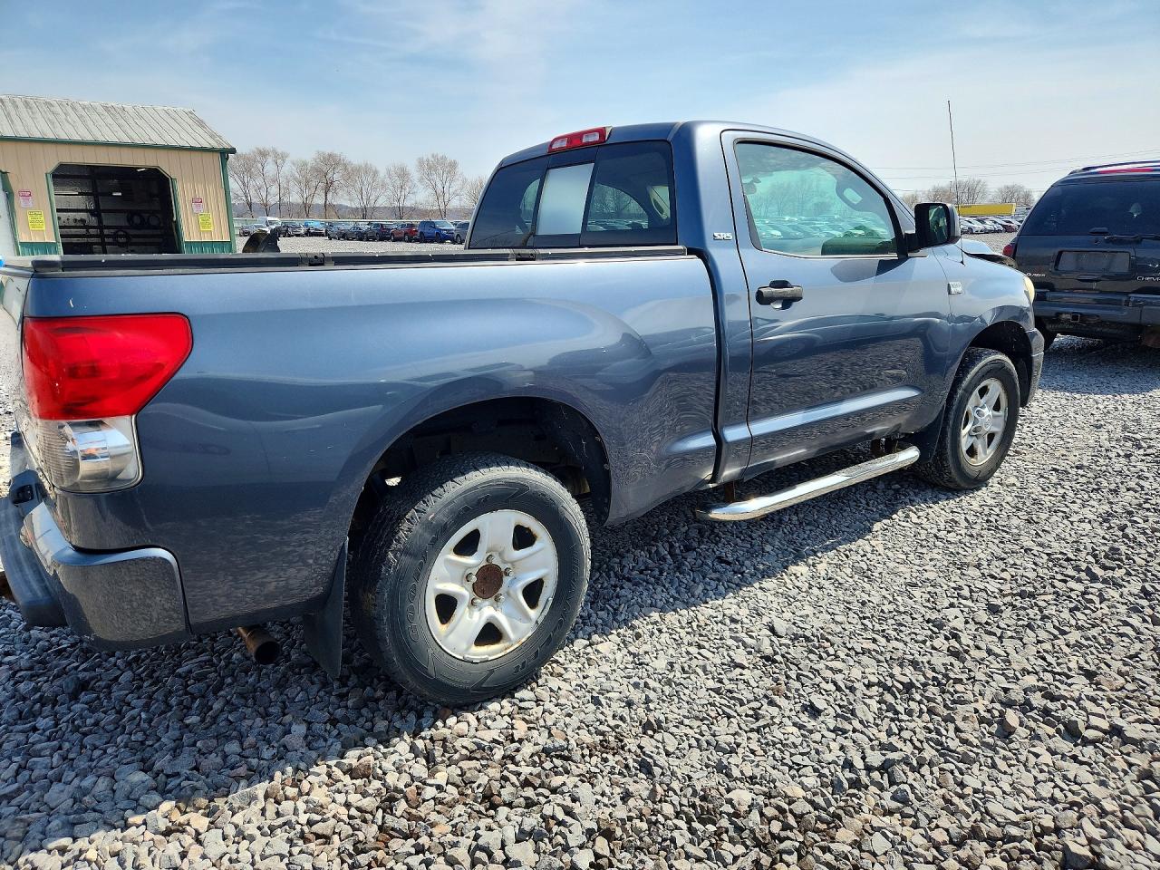 Toyota Tundra Base