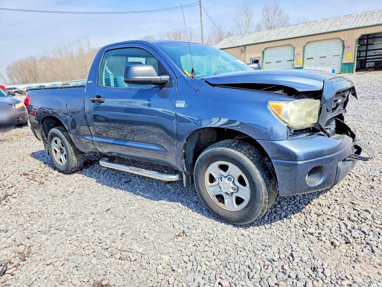 Toyota Tundra Base