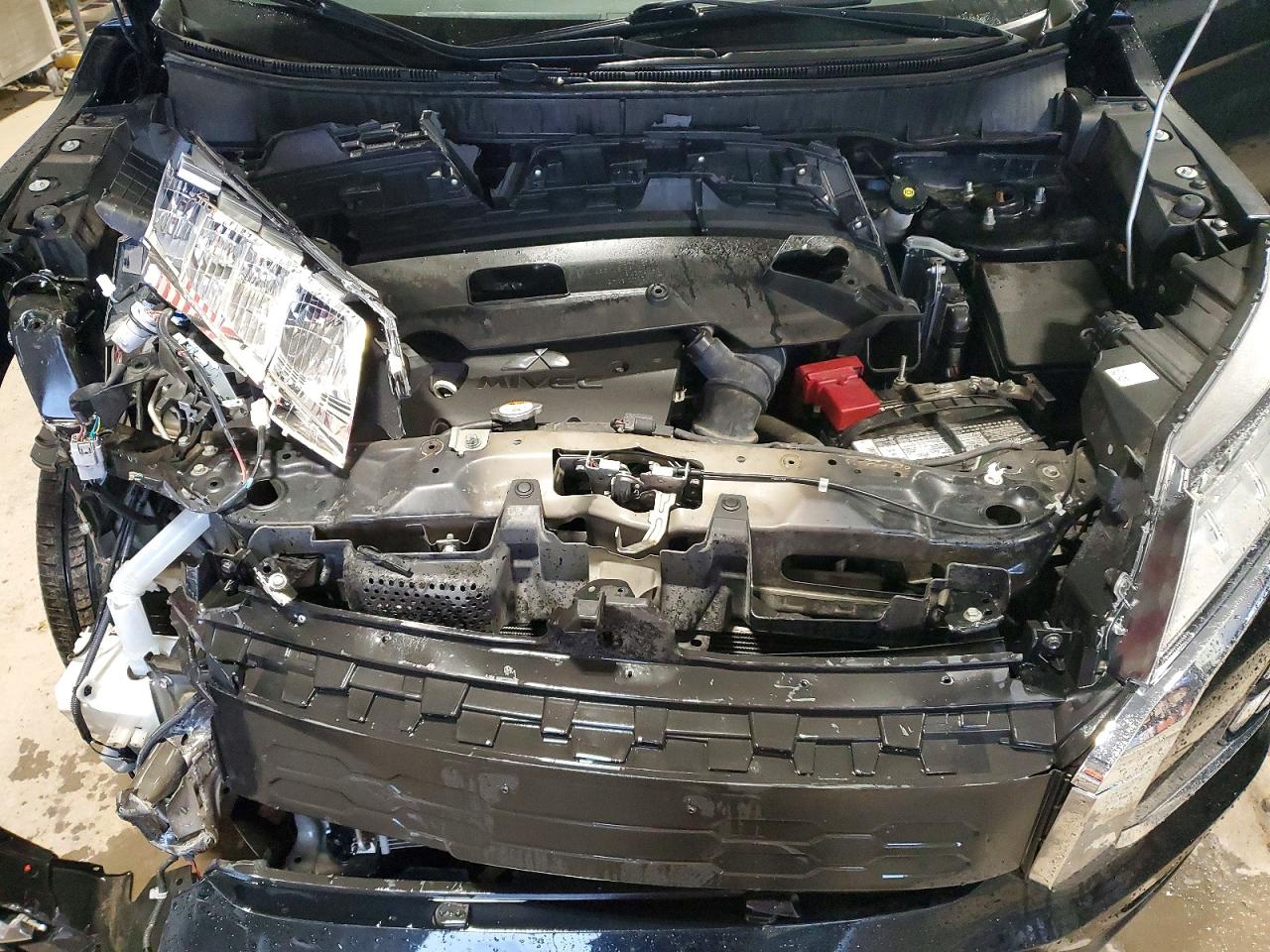 Mitsubishi Outlander Es