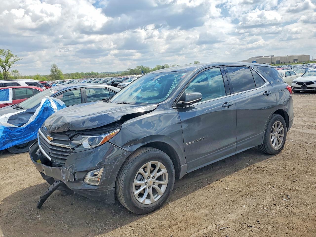 Salvage Chevrolet Equinox Image