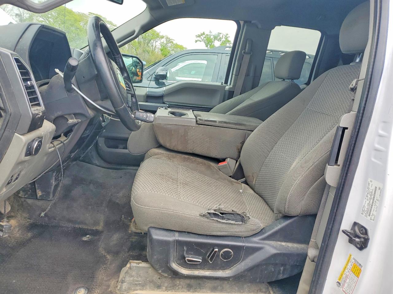 Ford F-150 Super Cab