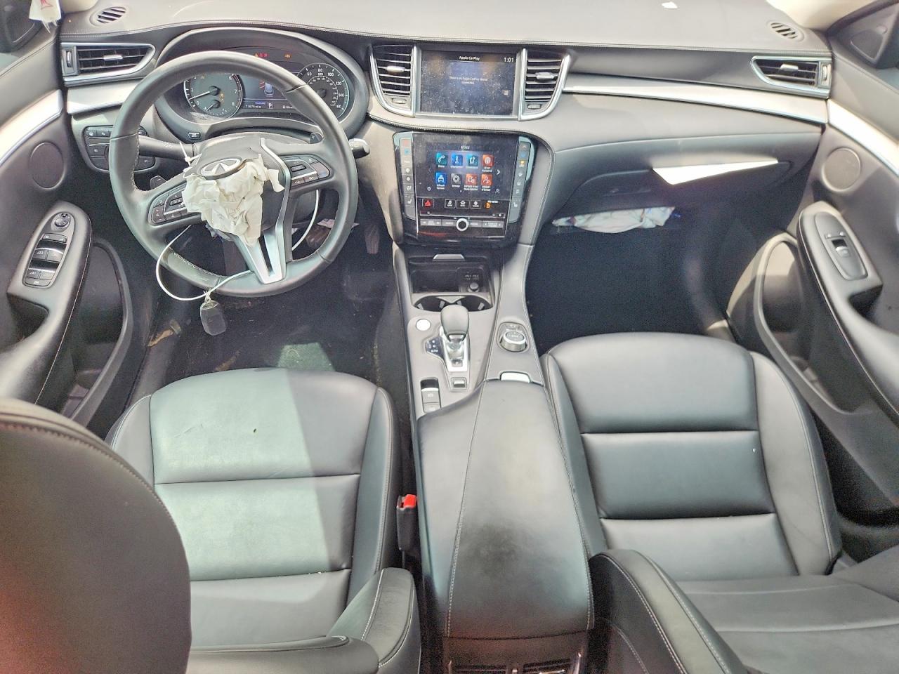INFINITI Qx Luxe