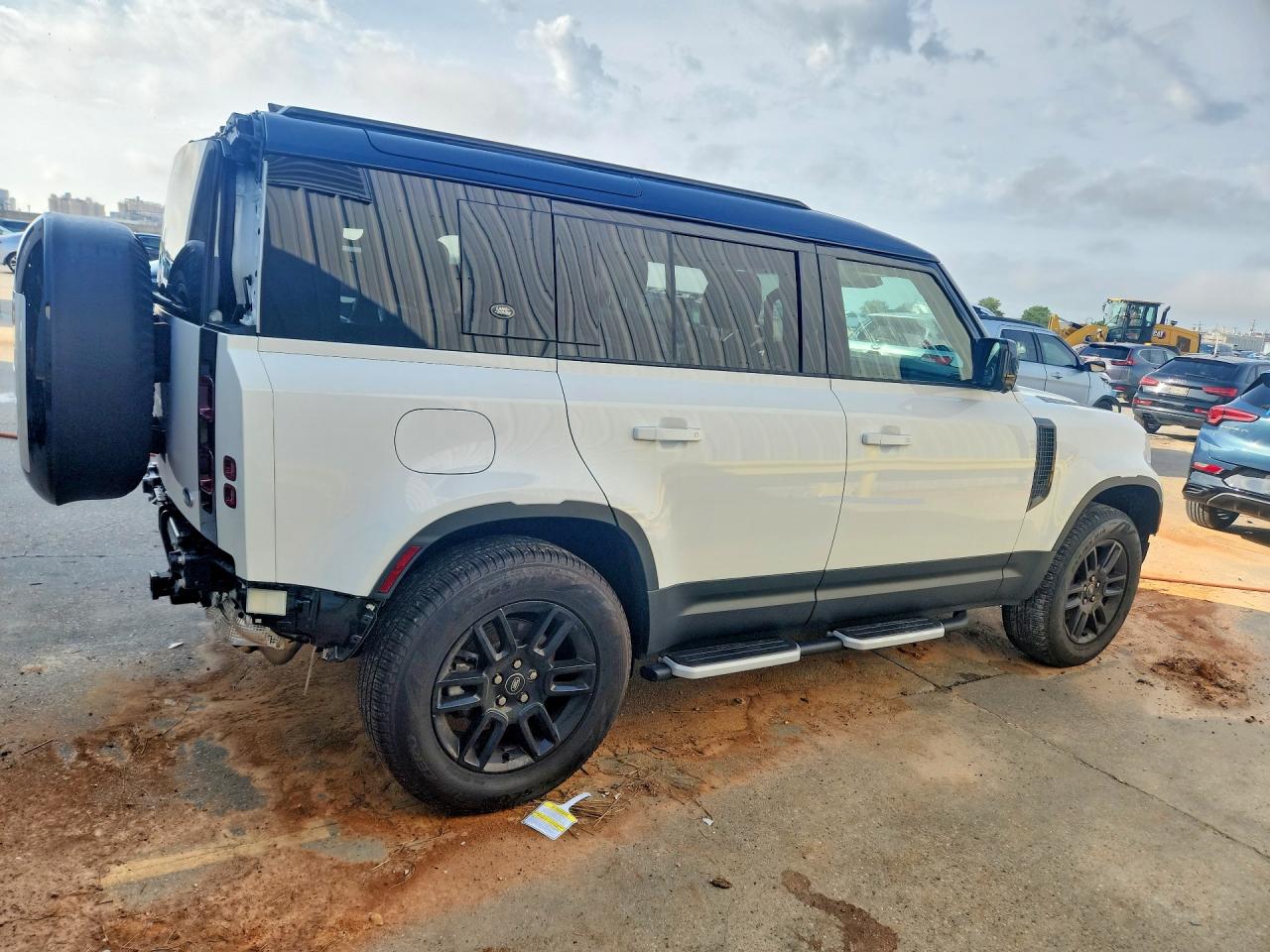 Land Rover Defender 110 S