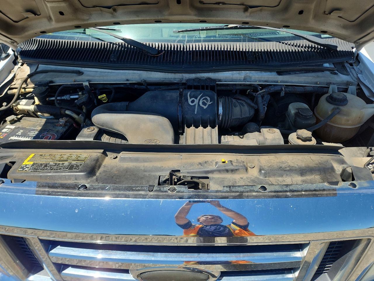 Ford Econoline E350 Super Duty Wagon