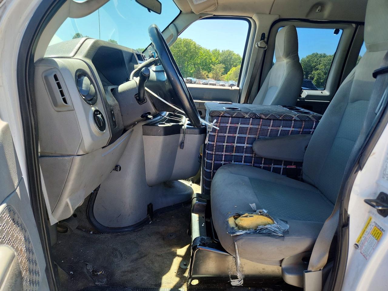 Ford Econoline E350 Super Duty Wagon