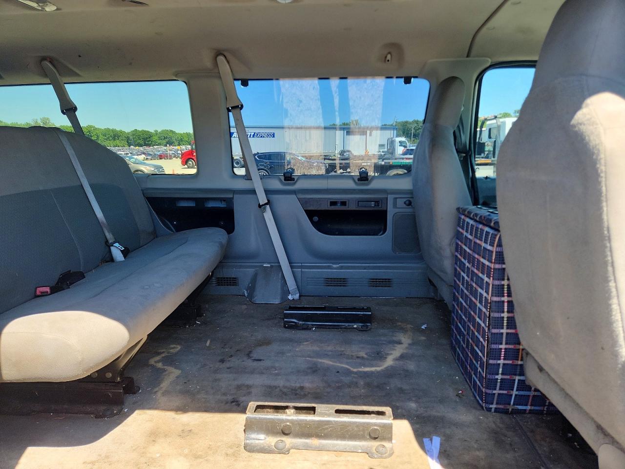 Ford Econoline E350 Super Duty Wagon