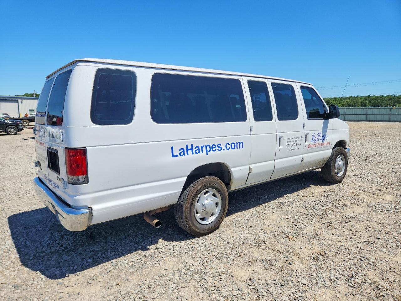 Ford Econoline E350 Super Duty Wagon