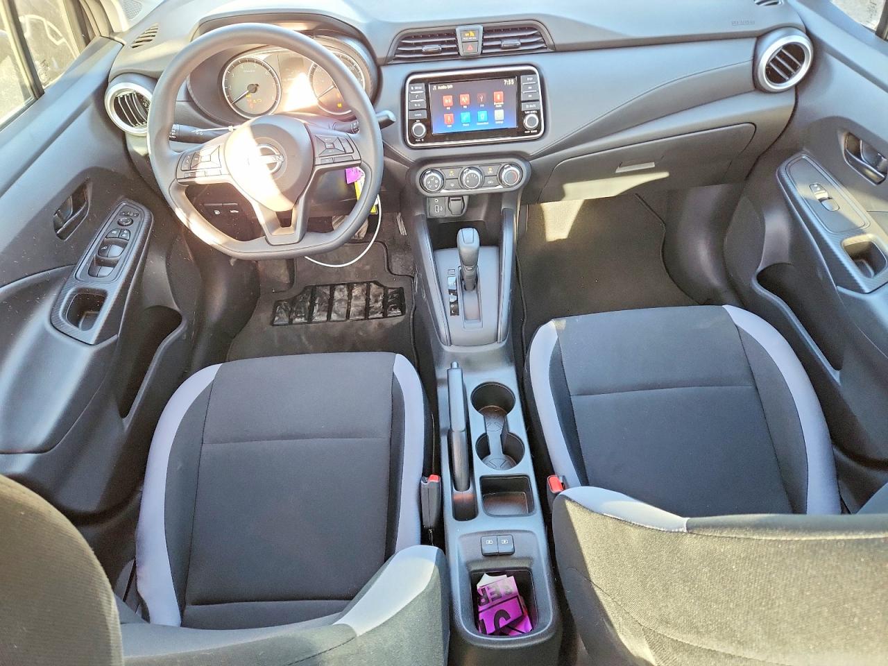 Nissan Versa S