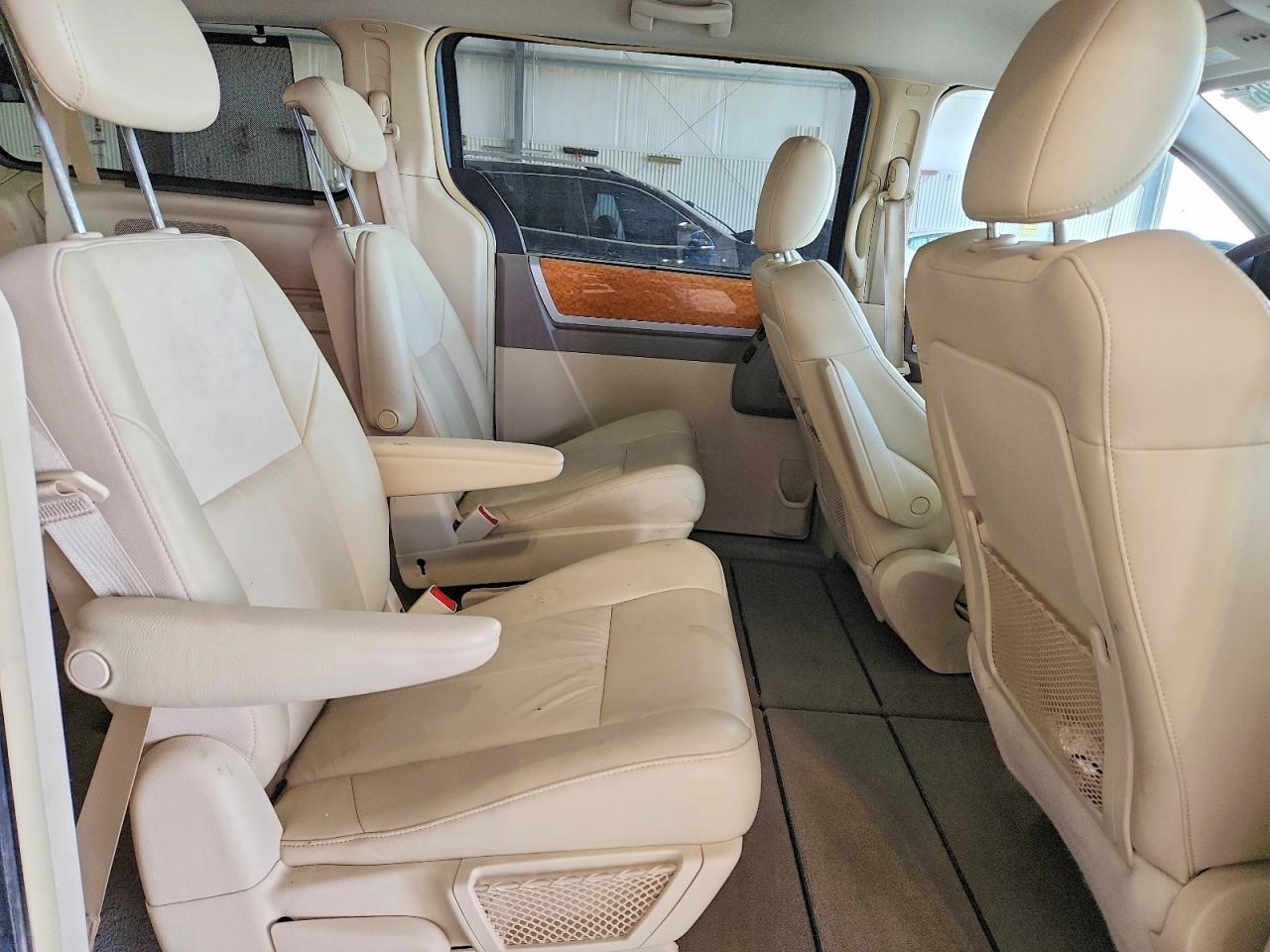 Chrysler Minivan Limited