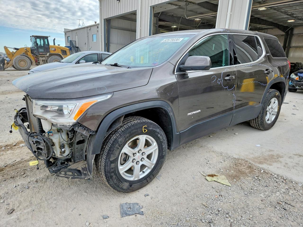 Salvage GMC Acadia Image