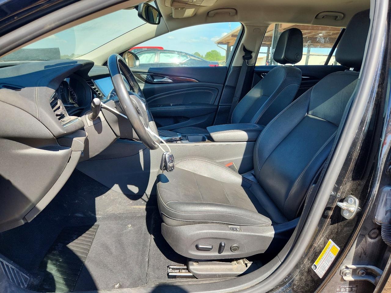 Buick Regal Essence