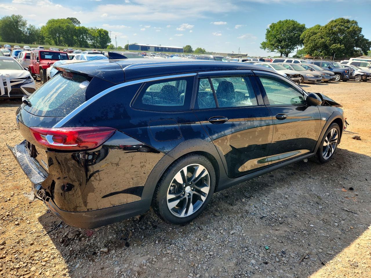 Buick Regal Essence