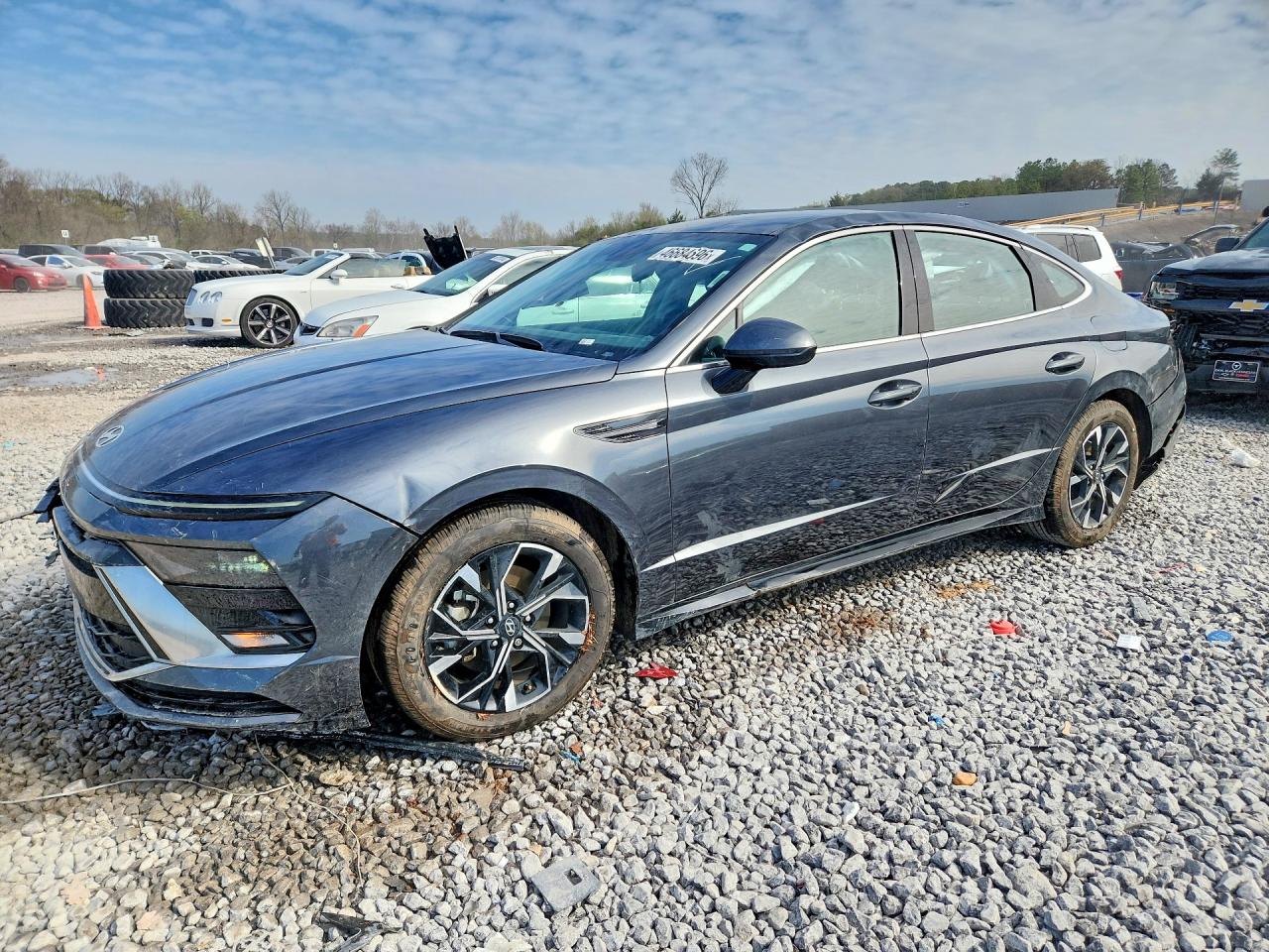 Salvage Hyundai SONATA Image