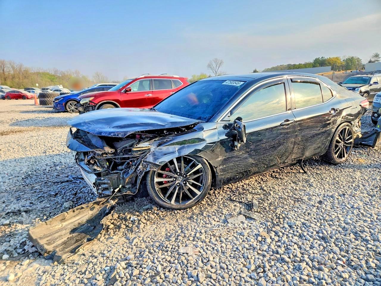 Salvage Toyota Camry Image